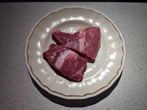 Oiled steaks