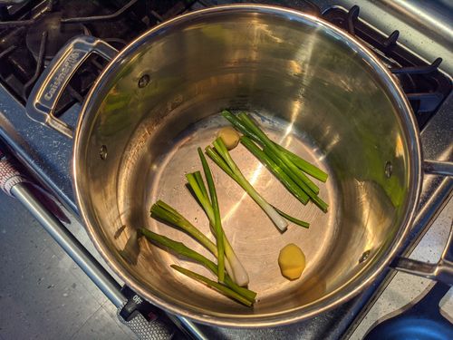 Green onions and ginger