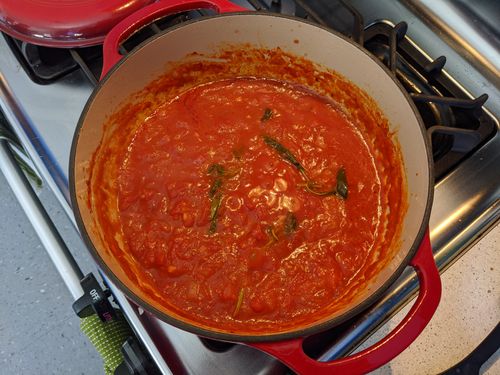 Marinara sauce after simmer